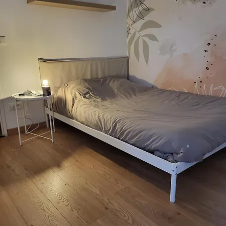 100m2 Lumineux, 3 Chambre, 3 Salles De Bain Appartement *