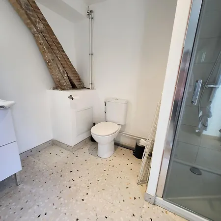 100m2 Lumineux, 3 Chambre, 3 Salles De Bain Appartement Vichy